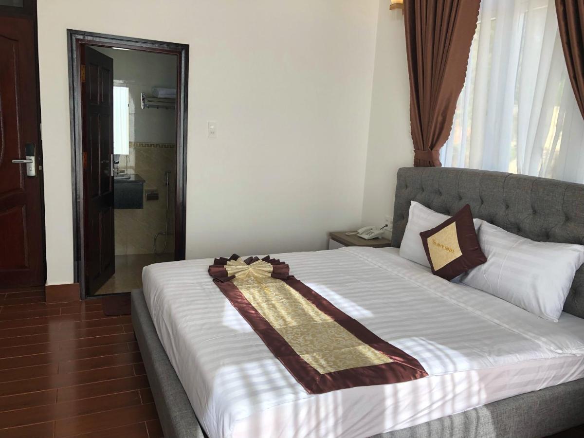 Khach San Tommy Hotell Dalat Exteriör bild