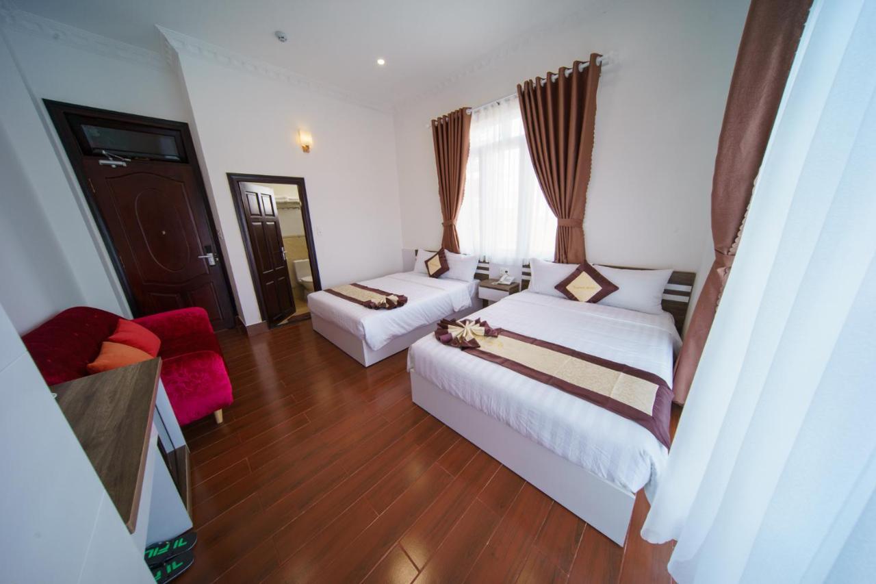 Khach San Tommy Hotell Dalat Exteriör bild