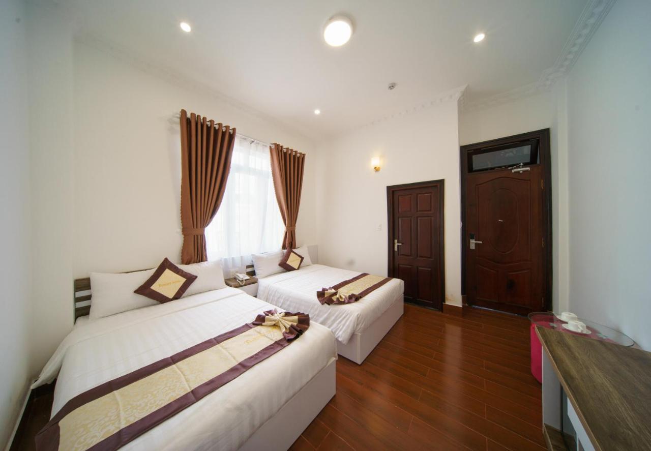 Khach San Tommy Hotell Dalat Exteriör bild