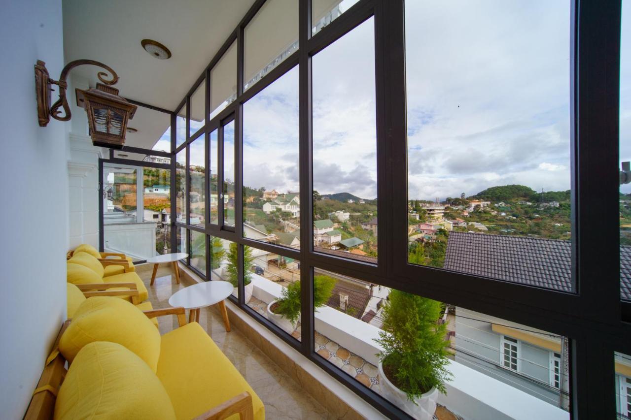 Khach San Tommy Hotell Dalat Exteriör bild